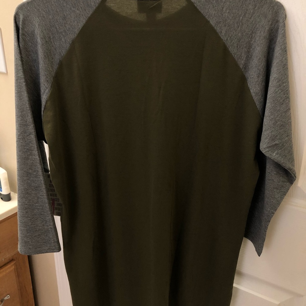 LulaRoe Randy - Picture 5 of 5